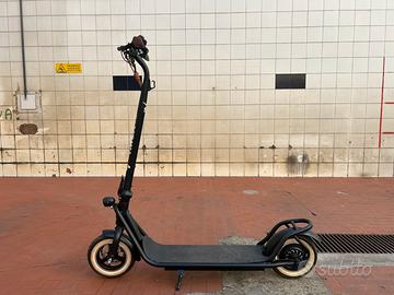 Monopattino elettrico nilox sl10