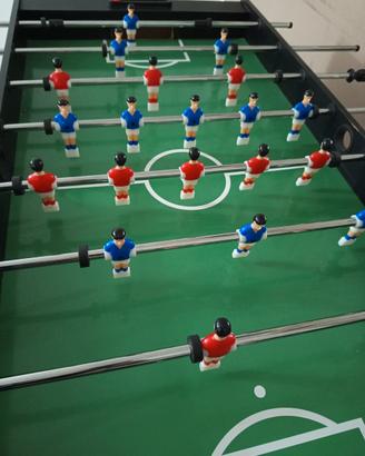 Calcio Balilla richiudibile salva spazio.