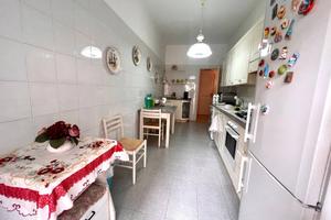 Stanza in appartamento di 104 m² a Roma