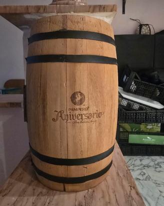 Botte in legno vintage Rum Pampero Anniversario 