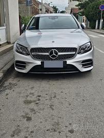 Mercedes e220 4×4 PREMIUM AMG