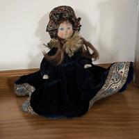 Bambola di porcellana