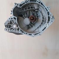 Cambio Opel Adam 1.2 B 5M anno 2015