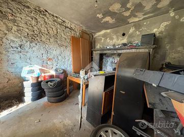 3 LOCALI A MASLIANICO