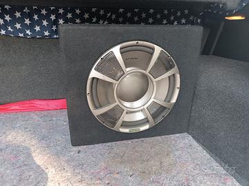 Subwoofer auto