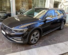 VOLKSWAGEN Passat 8ª serie - Passat Alltrack 2.0 T