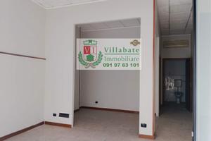 Locale Commerciale mq 55 Agibilità C1