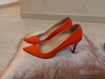 scarpe rosse atwlier Nuela Wien suola fuscia