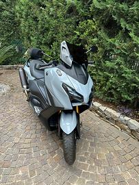 Tmax 560