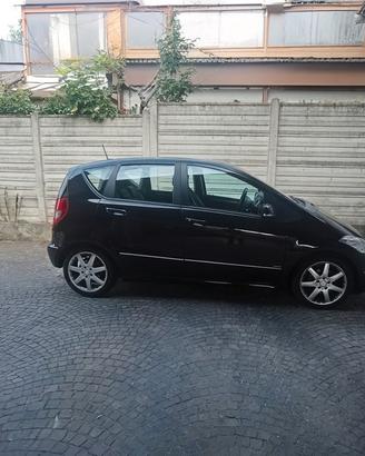 mercedes a 180 benzina automatica 