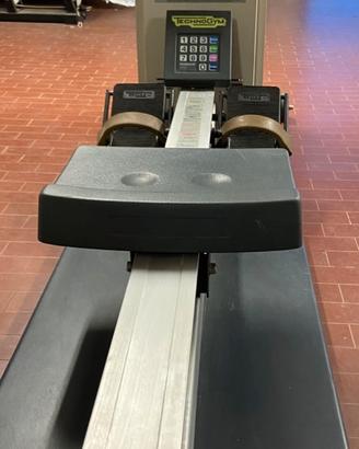 Macchina VOGATORE da palestra TechnoGym
