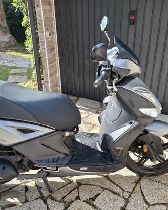 Kymco Agility 125 R16+ (2017), motore rumoroso