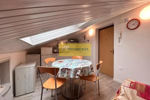 Mansarda a 100 Mt dal mare Rif 2197