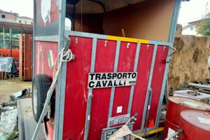 Trailer Rimorchio Trasporto Cavalli