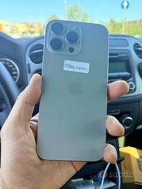 Iphone 16 Pro Mad natural titanium