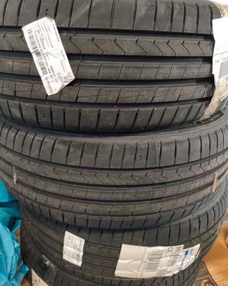 Pneumatici Estivi Hankook 215/55R18 99V