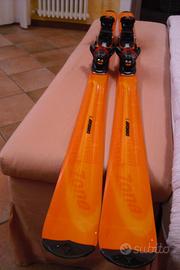 Sci  Atomic con attacchi Salomon Spheric S912