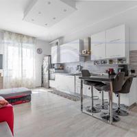 TRILOCALE CON BALCONE E CANTINA