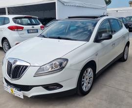 LANCIA Delta 1.4 T-Jet GPL Platino Doppio Tetto