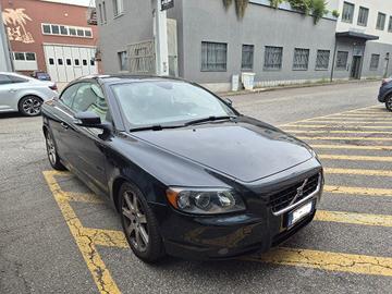 VOLVO C70 2.0 D Momentum