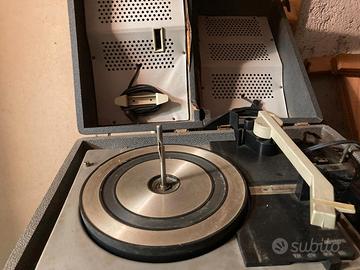 GIRADISCHI PORTATILE VINTAGE READER'S DIGEST 606