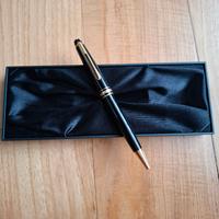 Penna a sfera Montblanc Meisterstuck