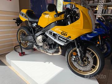 Yamaha XSR 900 GP Legend Yallow