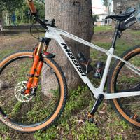 MTB Massi Carbonio 29 - Fox Sc 32 - DT swiss - XT