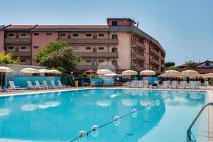 2 LOCALI A RAVENNA