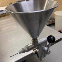 Dosatrice per crema, salse ecc…