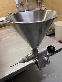 Dosatrice per crema, salse ecc…