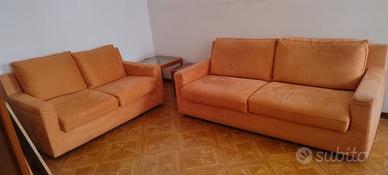 Divani usato