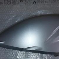 carena plastica posteriore destra rivale 800