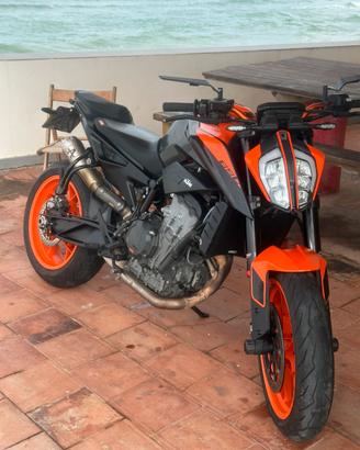 ktm duke 890 L A2