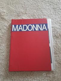 Scrapbook su Madonna 