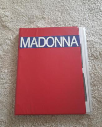 Scrapbook su Madonna 