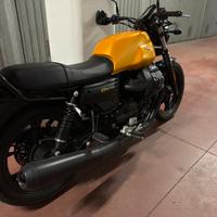 Moto Guzzi V7 Stone III