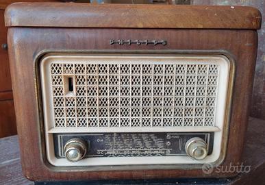 ANTIQUARIO VENDE radio giradischi Philips anni 50