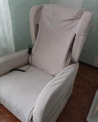 poltrona reclinabile con ruote