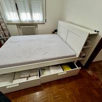 Letto Matrimoniale con Testiera