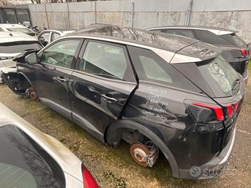 PEUGEOT 3008 2019 PER RICAMBI