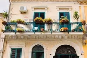 Locale Commerciale - Motta Sant'Anastasia