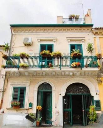 Locale Commerciale - Motta Sant'Anastasia