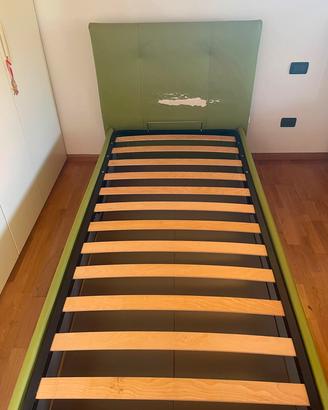 Letto singolo con rete e contenitore 
