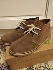 Scarpe in pelle scamosciata