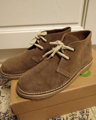 Scarpe in pelle scamosciata