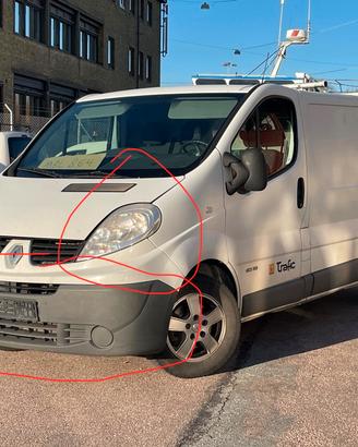 Fanale anteriore sx e paraurti