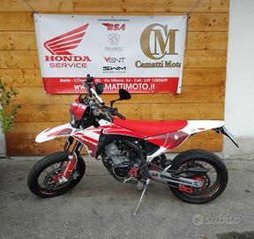 FANTIC MOTOR 125 Motard Performance fantic motor