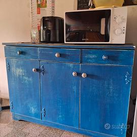 Credenza