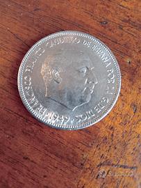 Moneta spagnola da 5 pesetas , anno di conio 1949.